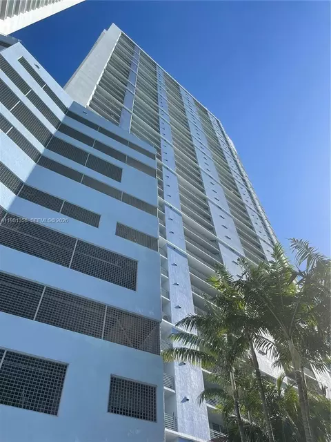 335 S Biscayne Blvd #3610, Miami, FL 33131