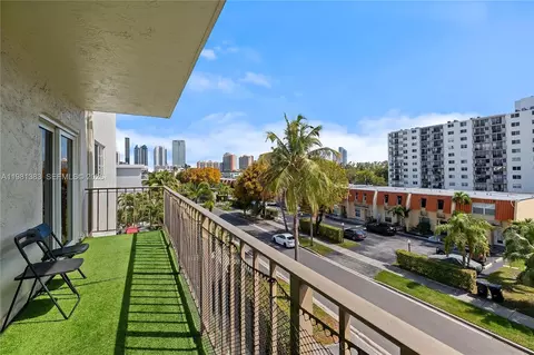 3665 NE 167th St #409, North Miami Beach, FL 33160