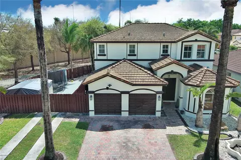 10816 SW 247th St, Homestead, FL 33032