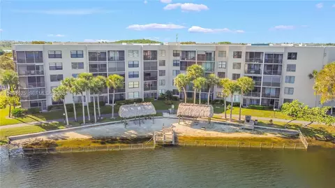 1100 Colony Point Cir #201, Pembroke Pines, FL 33026