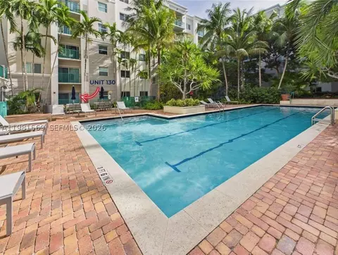6001 SW 70th St #130, South Miami, FL 33143