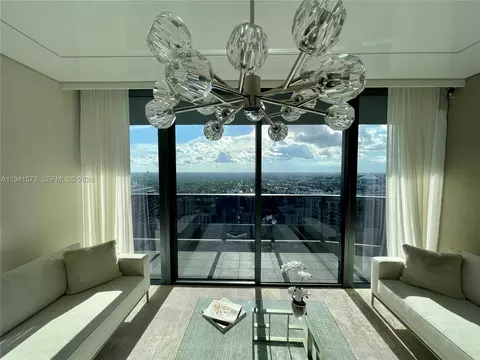1000 Brickell Plz #4410, Miami, FL 33131