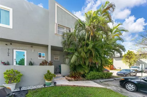 9110 SW 203rd Ter, Cutler Bay, FL 33189