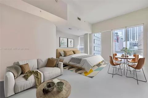 253 NE 2nd St #220, Miami, FL 33132
