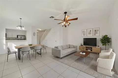 1166 NW 100th Ave, Pembroke Pines, FL 33024