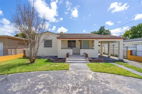 2166 NW 18th St, Miami, FL 33125