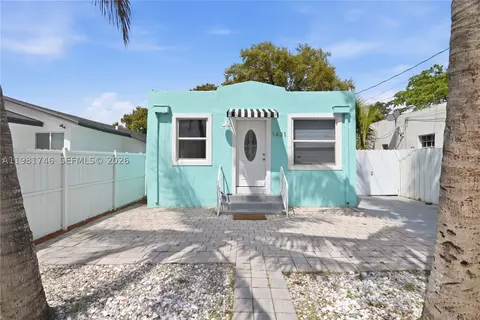 1431 NW 30th St, Miami, FL 33142