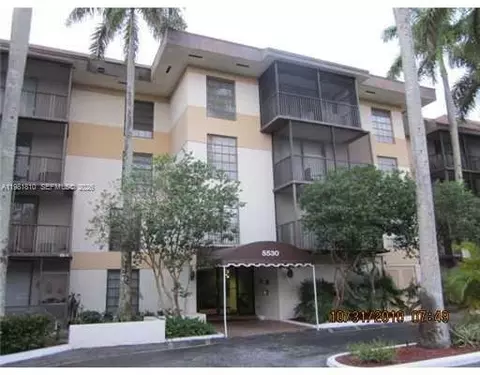 5530 NW 44th St #411C, Lauderhill, FL 33319