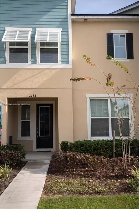 2183 Cooper Bell Pl, Kissimmee, FL 34747