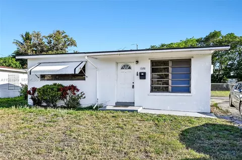 1326 8th St, West Palm Beach, FL 33401