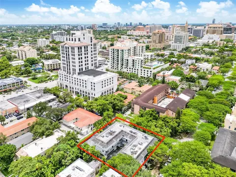 235 Antilla Ave #7, Coral Gables, FL 33134