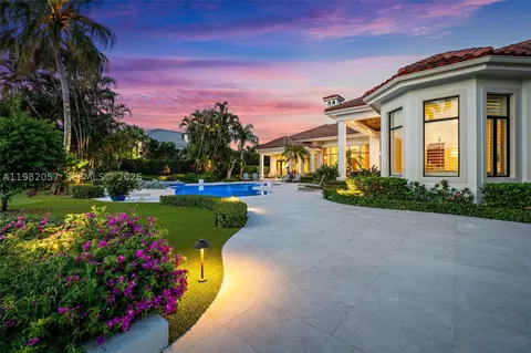 Exterior - 466 Mariner Dr, Jupiter, FL 33477 photo 8 of 12
