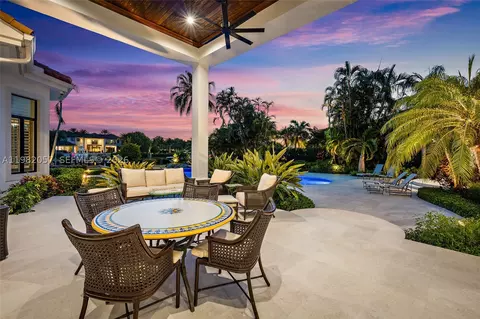 Exterior - 466 Mariner Dr, Jupiter, FL 33477 photo 9 of 12