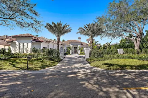 Exterior - 466 Mariner Dr, Jupiter, FL 33477 photo 3 of 12