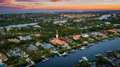 View/Area - 466 Mariner Dr, Jupiter, FL 33477 photo 6 of 11