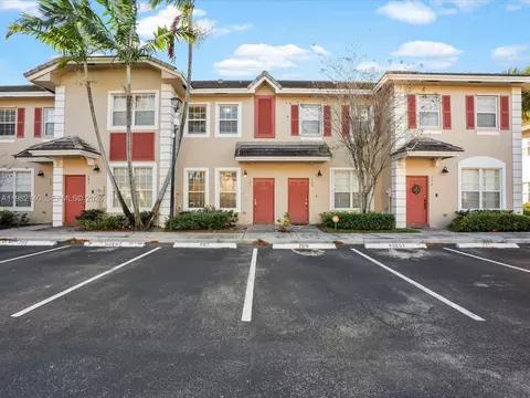 767 NW 42nd Ave, Plantation, FL 33317