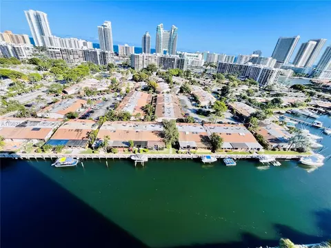 2500 Parkview Dr #1803, Hallandale Beach, FL 33009