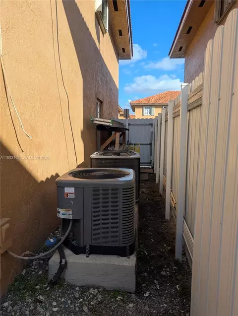 Other - 2485 W 76th St #109, Hialeah, FL 33016 photo 4 of 11