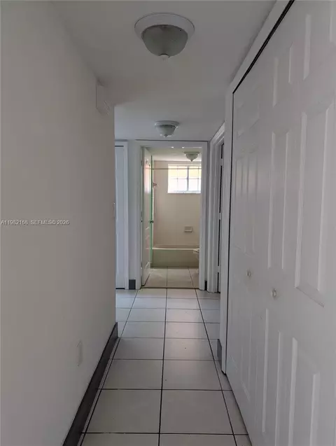 Entry Way - 2485 W 76th St #109, Hialeah, FL 33016 photo 2 of 3
