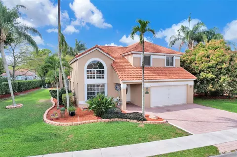 2632 Oak Park Cir, Davie, FL 33328
