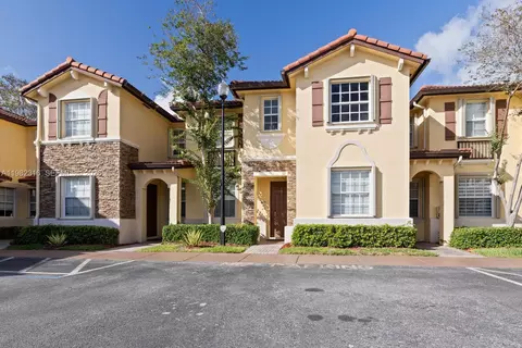 3335 NE 13th Cir Dr #105-27, Homestead, FL 33033