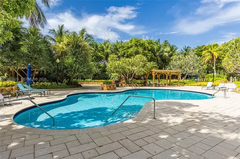 2000 Towerside Ter #PH11, Miami, FL 33138