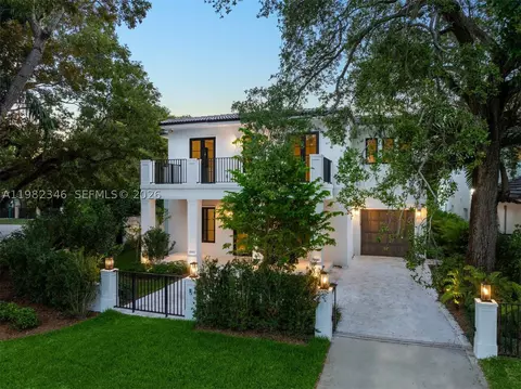 4191 Battersea Rd, Miami, FL 33133
