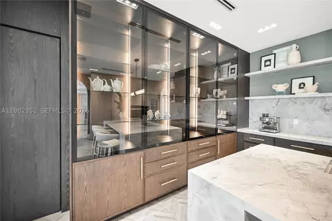Kitchen - 2905 Paddock Rd, Weston, FL 33331 photo 3 of 3