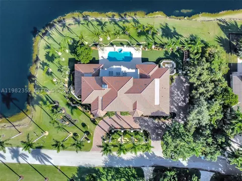 View/Area - 2905 Paddock Rd, Weston, FL 33331 photo 1 of 4