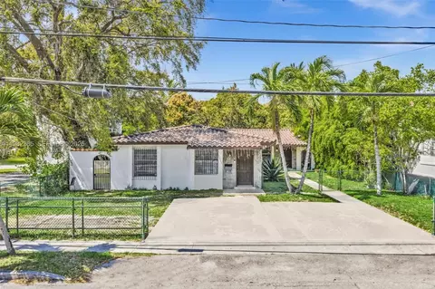 1010 SW 14th Ave, Miami, FL 33135