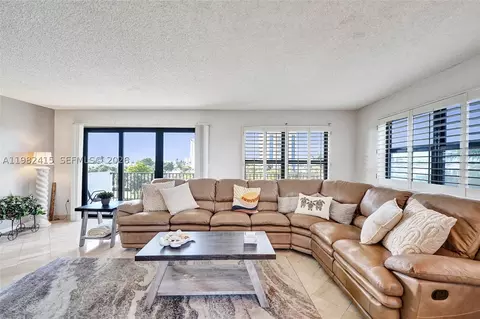 1201 S Ocean Dr #412S, Hollywood, FL 33019