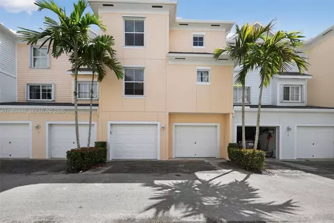 156 Aragon Way #103, Jupiter, FL 33458