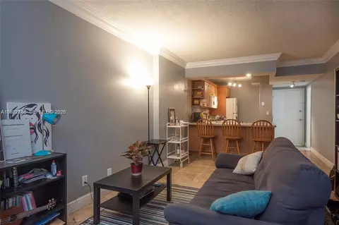 1455 N Treasure Dr #5E, North Bay Village, FL 33141