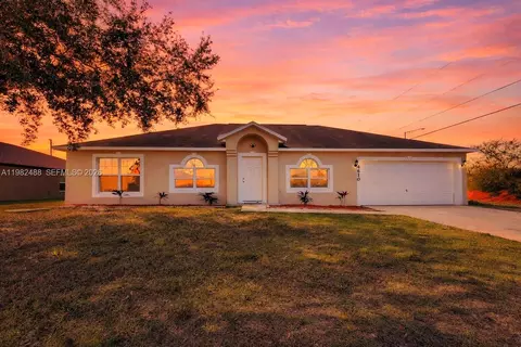 4610 SW Cacao St, Port Saint Lucie, FL 34953