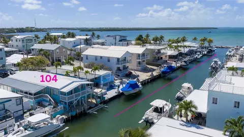 104 Mangrove Ln, Tavernier, FL 33070
