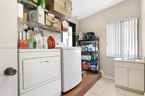 Other - 4660 W 9th Ave, Hialeah, FL 33012 photo 9 of 12