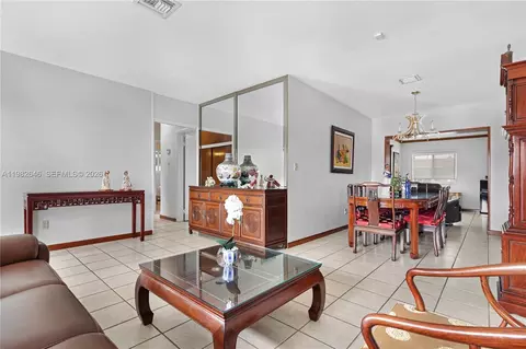 Other - 4660 W 9th Ave, Hialeah, FL 33012 photo 6 of 12
