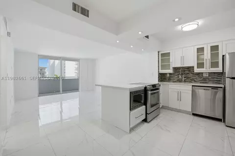 1658 Bay Rd #703, Miami Beach, FL 33139