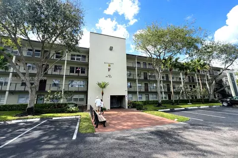 800 SW 131st Ave #308F, Pembroke Pines, FL 33027