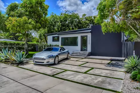 13900 NE 16th Ct, North Miami, FL 33181