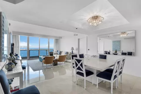 1331 Brickell Bay Dr #3703, Miami, FL 33131