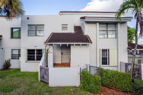 860 NW 106th Ave #2B3-5, Miami, FL 33172