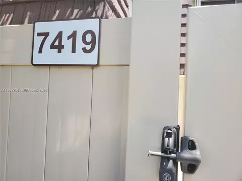 7419 74th Way #7419, West Palm Beach, FL 33407