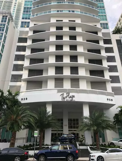 950 N Brickell Bay Dr #3002, Miami, FL 33131