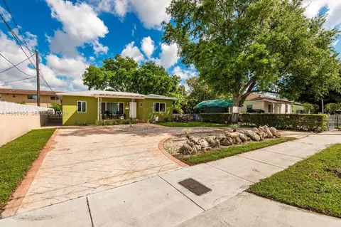 Exterior - 5651 NW 3rd St, Miami, FL 33126 photo 2 of 3