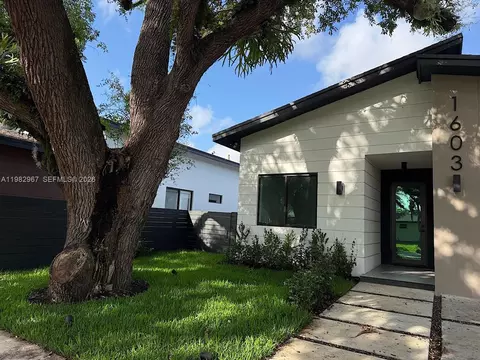 1603 SW 30th Ave, Fort Lauderdale, FL 33312