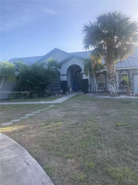 1285 Mayview Way, Wellington, FL 33414