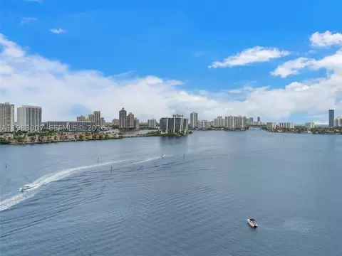 301 174th St #1818, Sunny Isles Beach, FL 33160