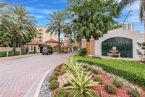 19999 E Country Club Dr #1406, Aventura, FL 33180
