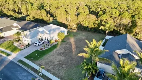 1570 SW 16th Ct SW, Vero Beach, FL 32962